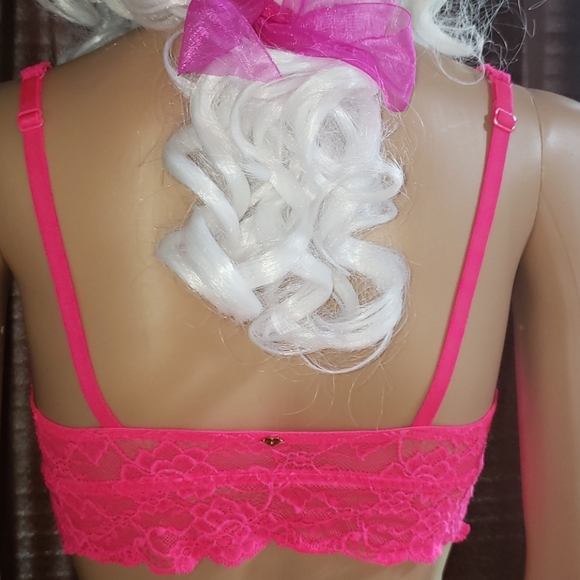 3 PINK VS Bra Tops - Picture 5 of 13